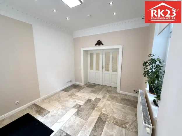 Pronájem kanceláře, Mariánské Lázně, Tyršova, 58 m2