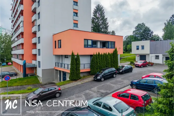 Prodej obchodního prostoru, Jablonec nad Nisou - Mšeno nad Nisou, F. L. Čelakovského, 90 m2