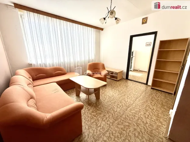 Pronájem bytu 1+1, Uherské Hradiště - Mařatice, Sadová, 38 m2