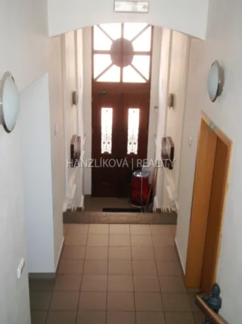 Pronájem bytu 1+kk, České Budějovice - České Budějovice 3, Riegrova, 30 m2