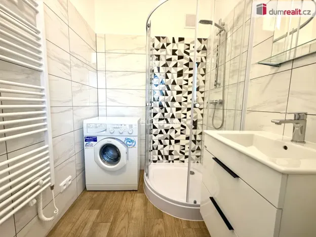 Pronájem bytu 2+1, Uherské Hradiště - Jarošov, Louky, 51 m2