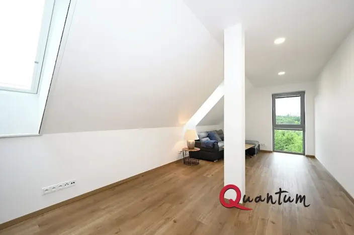 Pronájem rodinného domu, Praha - Holyně, Za Knotkem, 79 m2