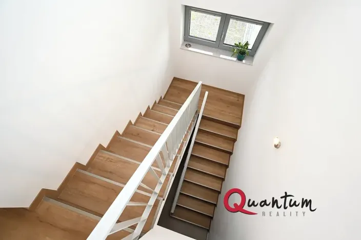 Pronájem rodinného domu, Praha - Holyně, Za Knotkem, 79 m2