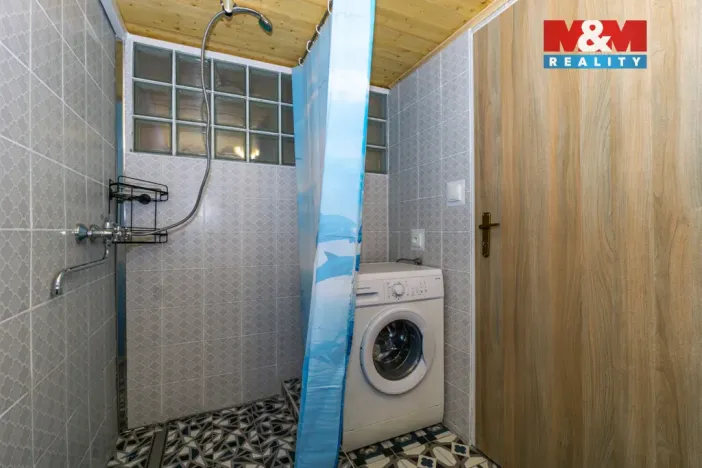 Pronájem bytu 1+kk, Holice, Husova, 38 m2