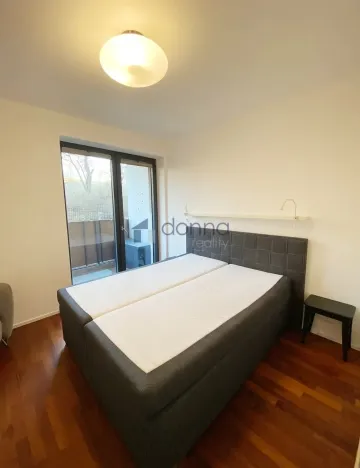 Pronájem bytu 2+kk, Praha, Kališnická, 50 m2