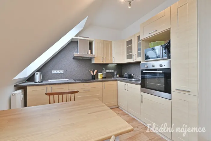 Pronájem bytu 3+kk, Brno, Tkalcovská, 70 m2