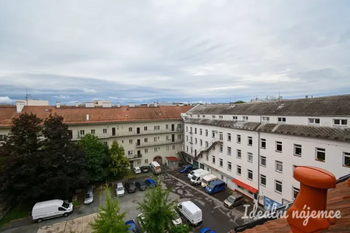 Pronájem bytu 3+kk, Brno, Tkalcovská, 70 m2