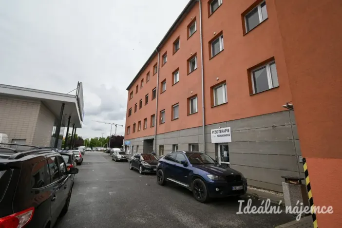 Pronájem bytu 3+kk, Brno, Tkalcovská, 70 m2