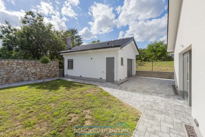 Prodej rodinného domu, Dobšice, Akátová, 217 m2
