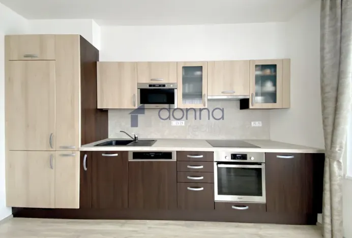 Pronájem bytu 3+kk, Praha, Pod radnicí, 75 m2