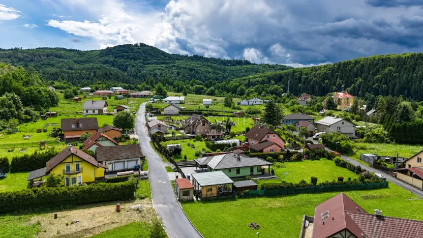 Prodej pozemku pro bydlení, Kyselka - Radošov, 931 m2