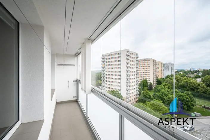Pronájem bytu 2+kk, Praha - Braník, Novodvorská, 48 m2