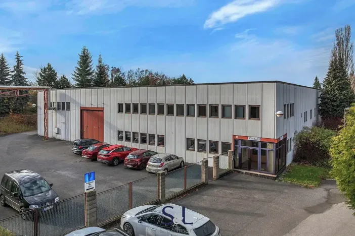 Prodej výrobních prostor, Turnov, Hruborohozecká, 2500 m2