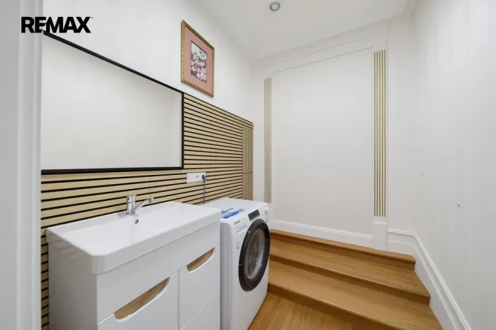 Prodej bytu 3+kk, Karlovy Vary, nábřeží Jana Palacha, 65 m2