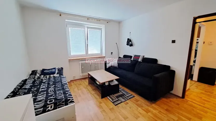 Pronájem bytu 1+1, Vsetín, Na Hrázi, 35 m2