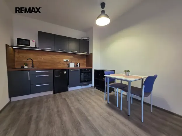 Pronájem bytu 2+kk, Šlapanice, Brněnská Pole, 46 m2