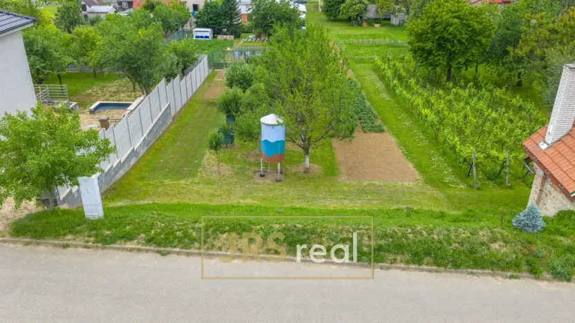 Prodej pozemku pro bydlení, Moravany, 399 m2