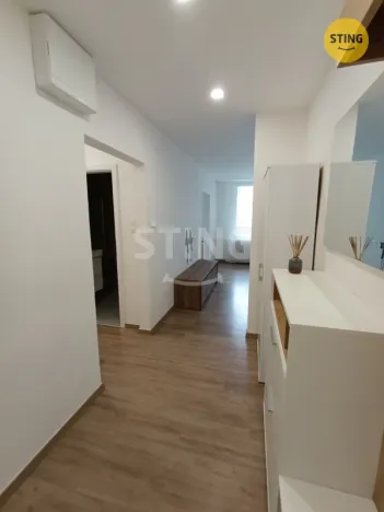 Pronájem bytu 3+1, Olomouc, Kmochova, 60 m2