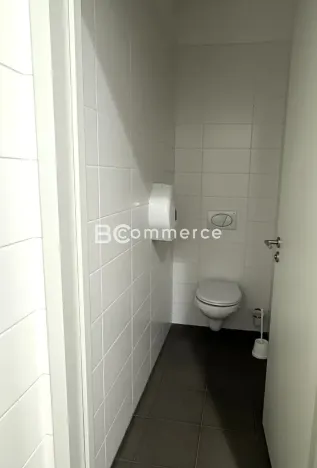 Pronájem kanceláře, Brno, Letiště Brno-Tuřany, 600 m2