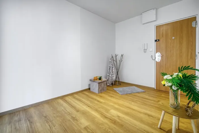 Pronájem bytu 2+1, Klášterec nad Ohří - Miřetice u Klášterce nad Ohří, Jana Ámose Komenského, 60 m2