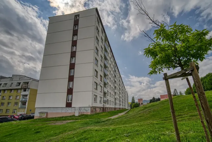 Pronájem bytu 2+1, Klášterec nad Ohří - Miřetice u Klášterce nad Ohří, Jana Ámose Komenského, 60 m2