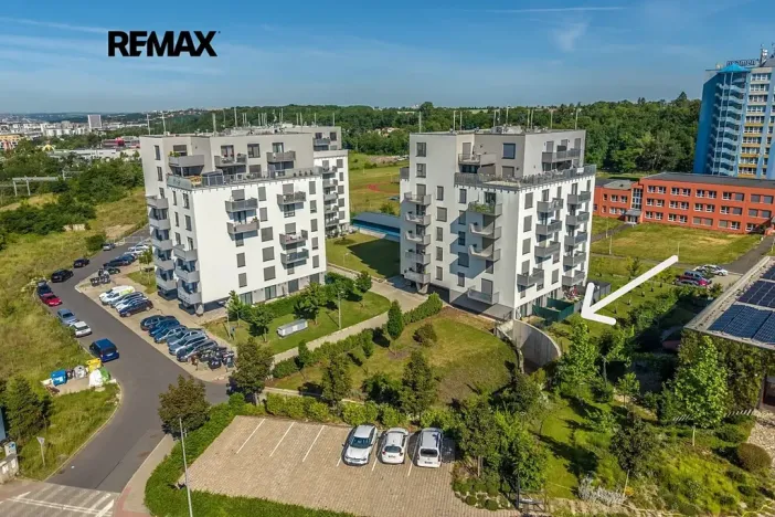 Prodej bytu 1+kk, Praha - Hloubětín, Za černým mostem, 31 m2