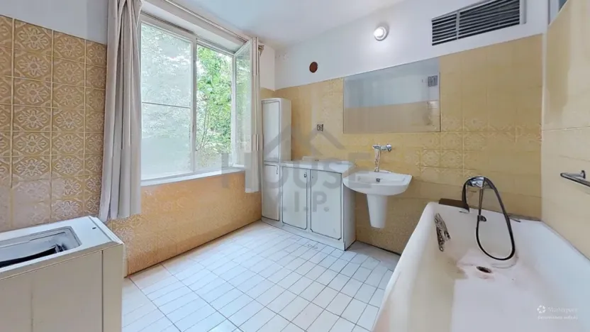 Prodej zemědělské usedlosti, Lužice, 118 m2