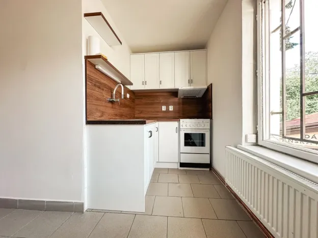 Pronájem kanceláře, Praha, Náchodská, 43 m2