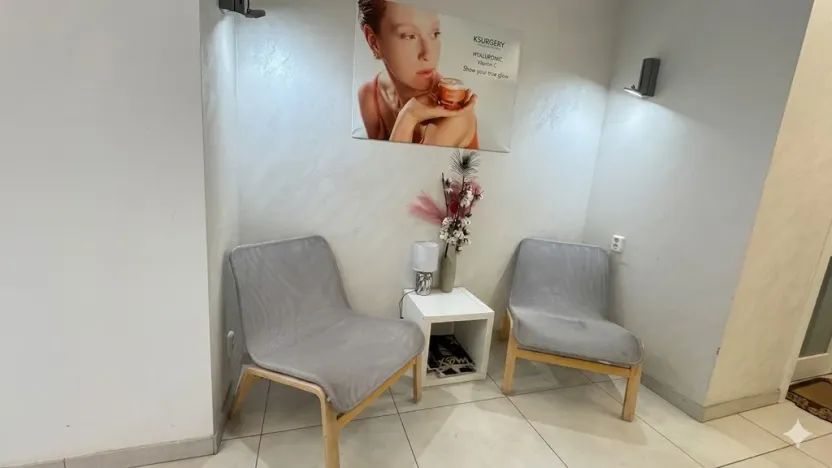 Pronájem obchodního prostoru, Praha - Karlín, Křižíkova, 19 m2