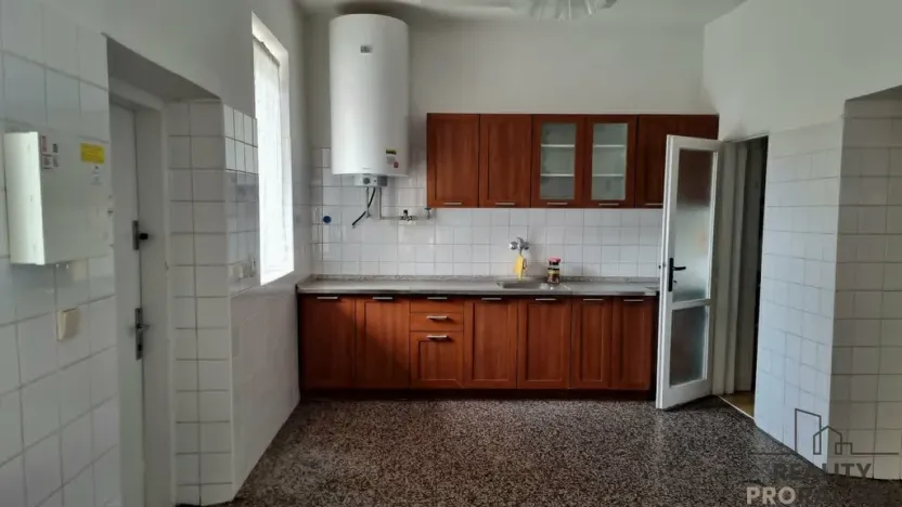 Pronájem obchodního prostoru, Moravský Krumlov, 70 m2