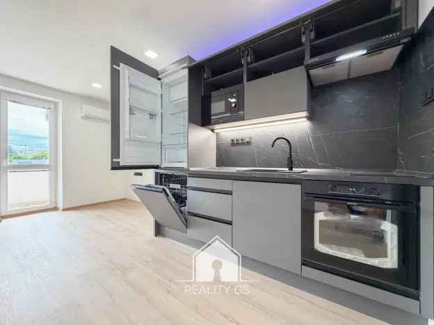 Pronájem bytu 2+kk, Ústí nad Labem, Mezidomí, 52 m2