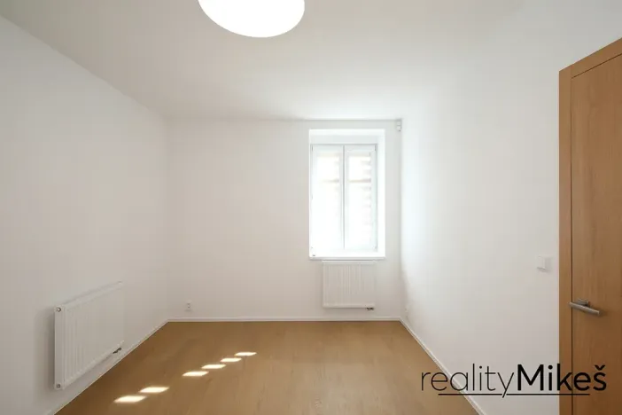 Pronájem bytu 3+1, Liberec, Šafaříkova, 87 m2