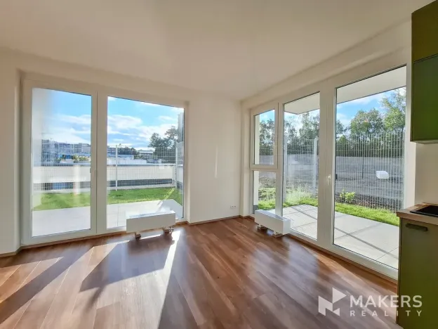Pronájem bytu 2+kk, Praha - Vysočany, Pod Harfou, 45 m2