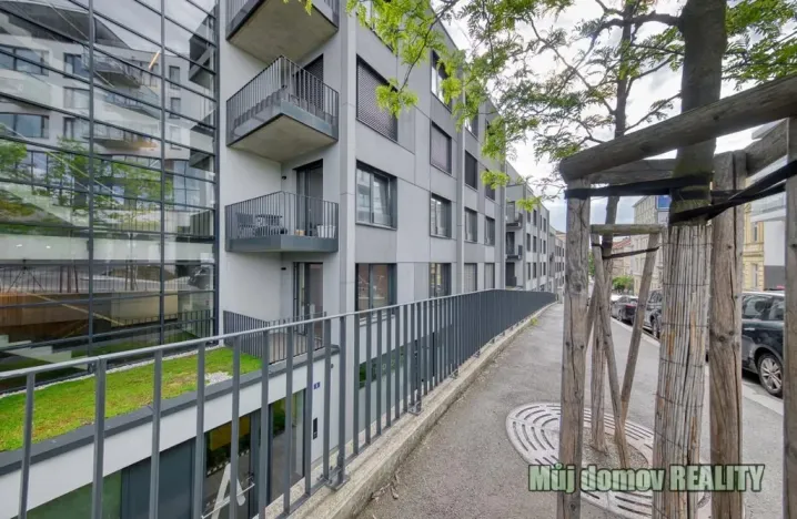 Pronájem apartmánu, Praha - Smíchov, Grafická, 61 m2