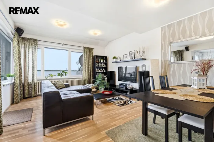 Prodej bytu 4+1, Praha - Libeň, S. K. Neumanna, 115 m2