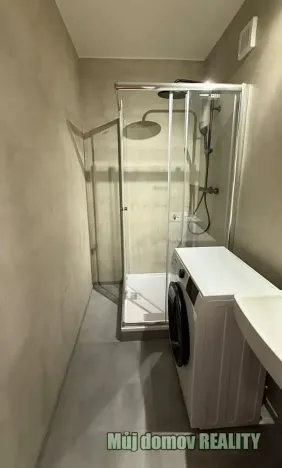 Pronájem bytu 2+kk, Praha - Kobylisy, Rajmonova, 51 m2