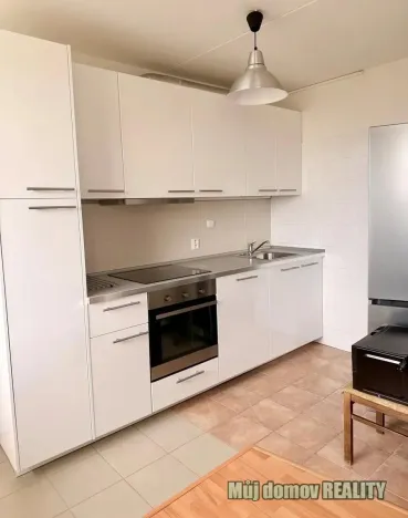 Pronájem bytu 1+kk, Praha - Stodůlky, Běhounkova, 43 m2