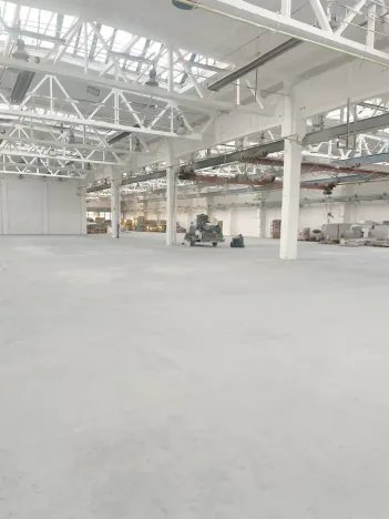 Pronájem výrobních prostor, Český Brod, 3600 m2