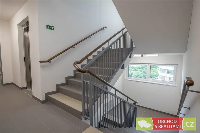 Pronájem bytu 2+kk, Praha, Strančická, 54 m2