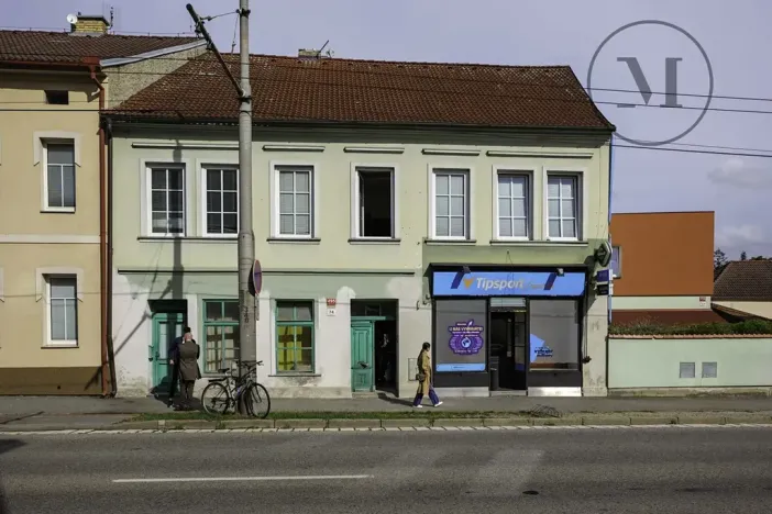 Pronájem bytu 1+kk, České Budějovice, Husova tř., 28 m2