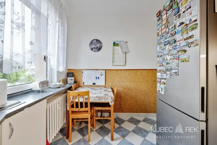 Prodej bytu 3+1, Tábor, Bukurešťská, 72 m2