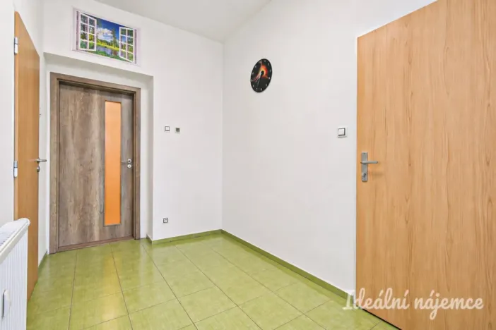 Pronájem bytu 1+1, Brno - Židenice, Porhajmova, 35 m2