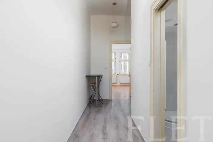 Pronájem bytu 1+1, Praha - Holešovice, Kamenická, 40 m2