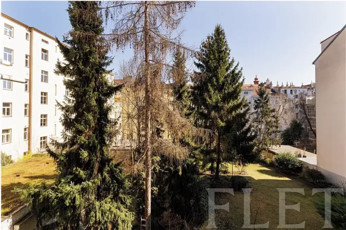 Pronájem bytu 1+1, Praha - Holešovice, Kamenická, 40 m2