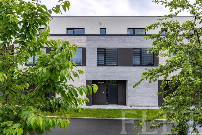 Pronájem rodinného domu, Praha - Jinonice, Nyklíčkova, 217 m2