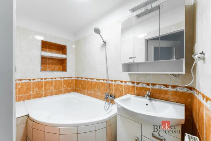 Prodej bytu 4+kk, Chlumec nad Cidlinou - Chlumec nad Cidlinou II, Zámostecká, 130 m2