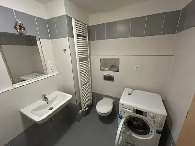 Pronájem bytu 2+kk, Praha - Hloubětín, Nademlejnská, 50 m2