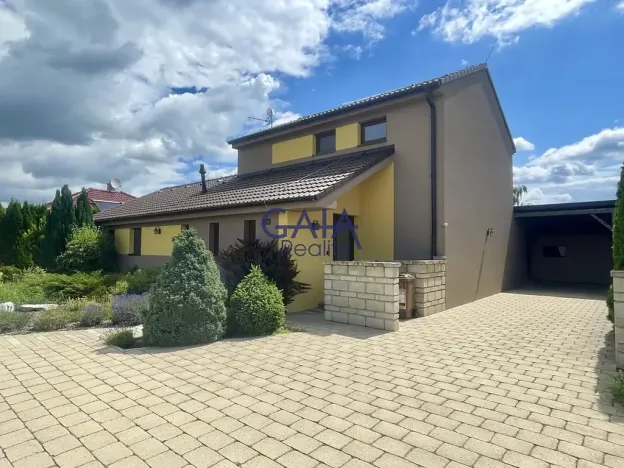 Pronájem rodinného domu, Vlkoš, 200 m2