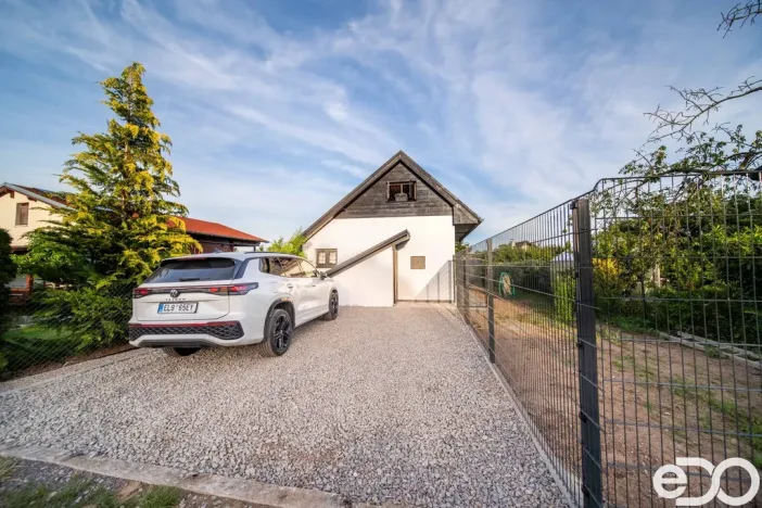 Prodej chaty, Hradec Králové - Pražské Předměstí, Červený Dvůr, 76 m2