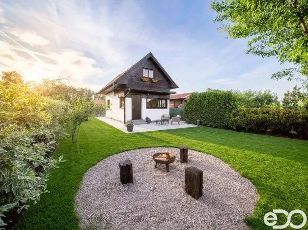 Prodej chaty, Hradec Králové - Pražské Předměstí, Červený Dvůr, 76 m2